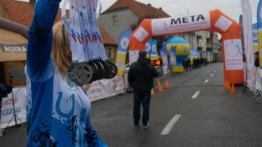 Półmaraton Wągrowiec - Skoki - Meta - 29.10.2023
