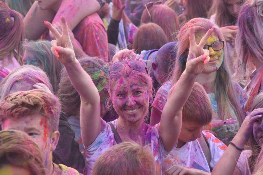 Holi Party, czyli kolorowy zawrót głowy! Kolejne "święto kolorów" odbędzie się nad Wisłą