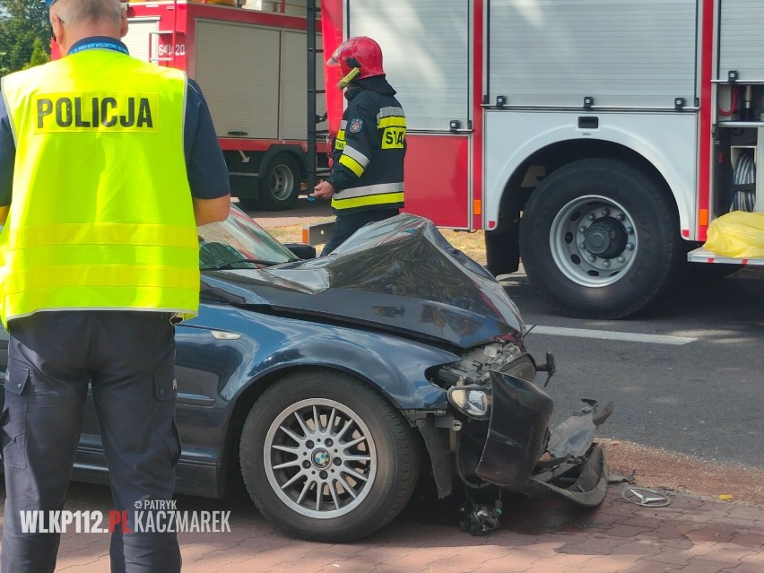 Karpicko: Zderzenie trzech samochodów. Ranne dwie osoby