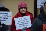 Gorzów Wielkopolski. Protesty pracowników prokuratury. W czwartek 20 grudnia manifestowali przed budynkiem przy ul. Moniuszki