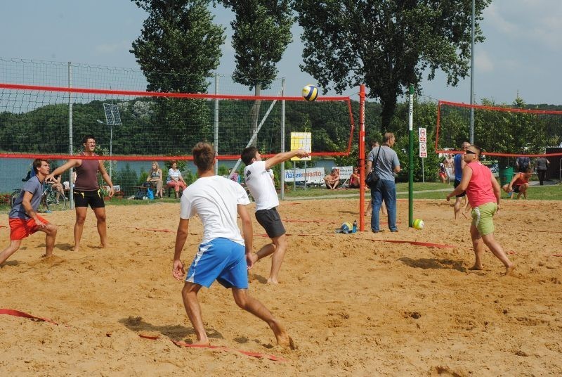 Turniej siatkówki plażowej w Cichowie