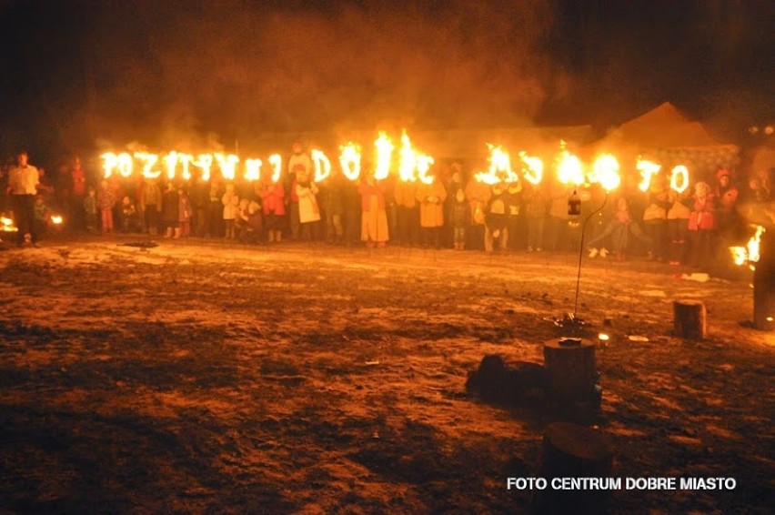 Bartoszycki Klub Morsów wziął udział w nocnej kąpieli