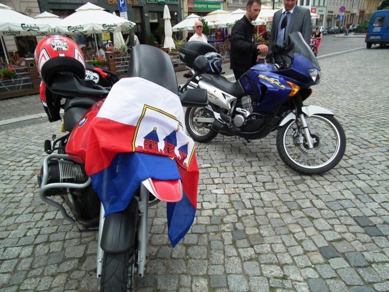 &quot;Wyjeździli&quot; dla Bydgoszczy światowy zlot motocyklistów. Wypromują go w Austrii
