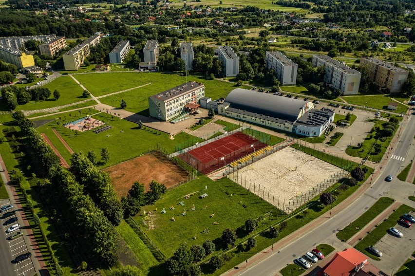 Tak wygląda Staszów z lotu ptaka! Zobaczcie niesamowite ujęcia z drona (FOTO)