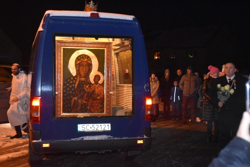 Gmina Gniezno. Już jutro do Jankowa Dolnego zawita Kopia Obrazu Matki Boskiej! Harmonogram nabożeństw