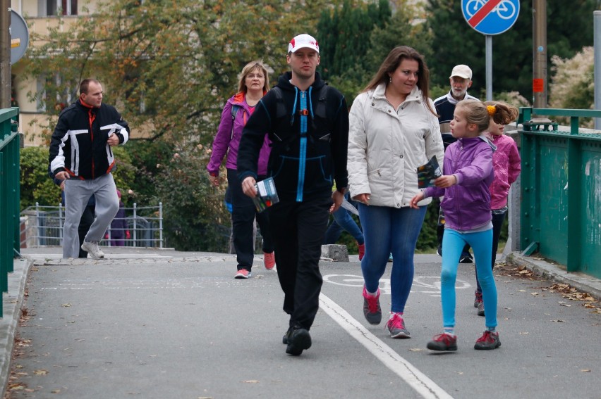 Jesienna edycja Podbiegów - biegacze na trasie