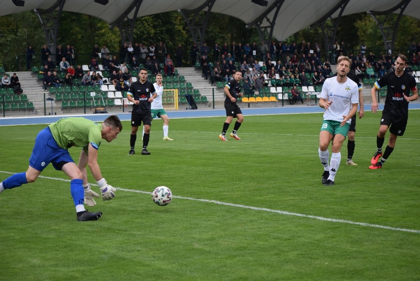 Warta Sieradz rozbija Stal Głowno 5:0