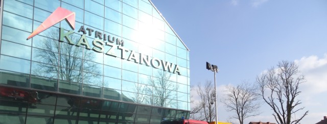 Piła: centrum handlowe Atrium Kasztanowa