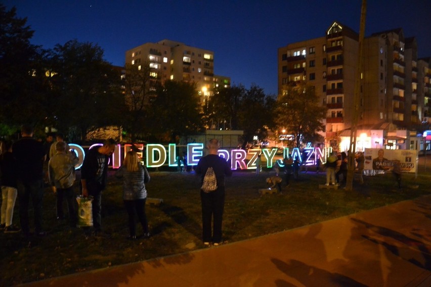 Podczas inauguracji napisu jego "odpalenie" oglądało wielu...