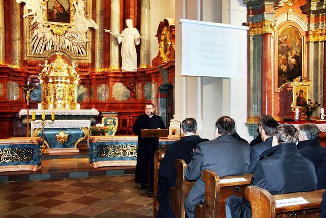 Kościół gimnazjalny w Chojnicach: Oddanie kościoła do użytku [ZDJĘCIA]