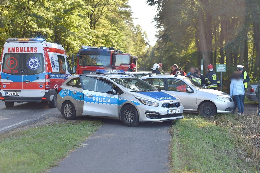 Wypadek pod  Gołanicami. W szpitalu dwie kobiety, jedna z nich w ciąży [ZDJĘCIA]