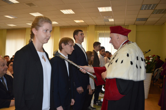 Rozpoczęcie nowego roku akademickiego w filii Uniwersytetu Łódzkiego w