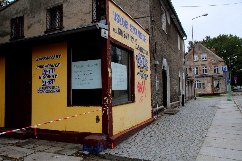 Na terenie byłego LOK w Zielonej Górze będzie... parking [zdjęcia]