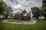 W Świerszczowie znajduje się wyjątkowy drewniany kościół. Zobacz wideo
