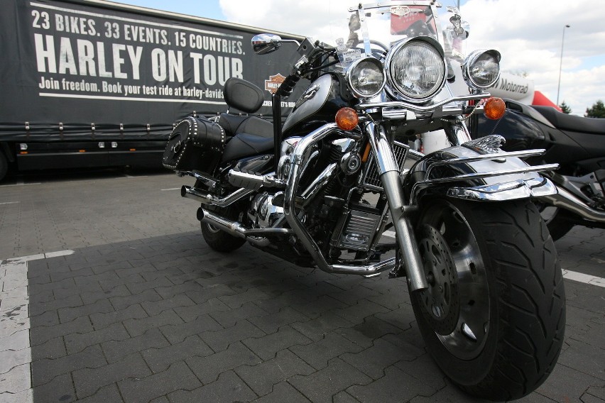Harley On Tour w Porcie Łódź, pokaz motocykli