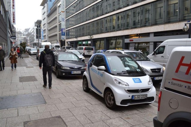 Carsharing, czyli publiczne auta w Warszawie. Na początek 500 sztuk