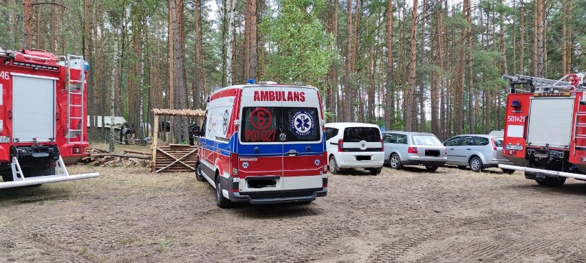 Powiat międzychodzki. Nie było wolnych karetek, więc pojechali strażacy [FOTO]