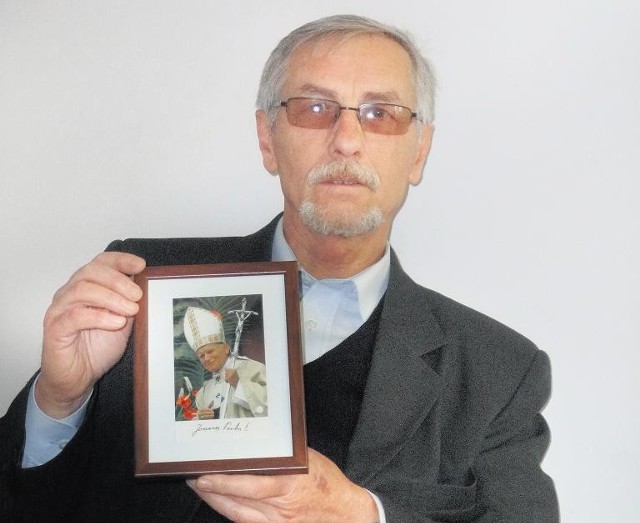 Tadeusz Dzido zamierza przekazać relikwie Jana Pawła II do kościoła