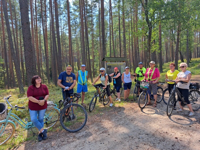 Mieszkańcy Łubiany wzięli udział w wycieczce rowerowej ZDJĘCIA