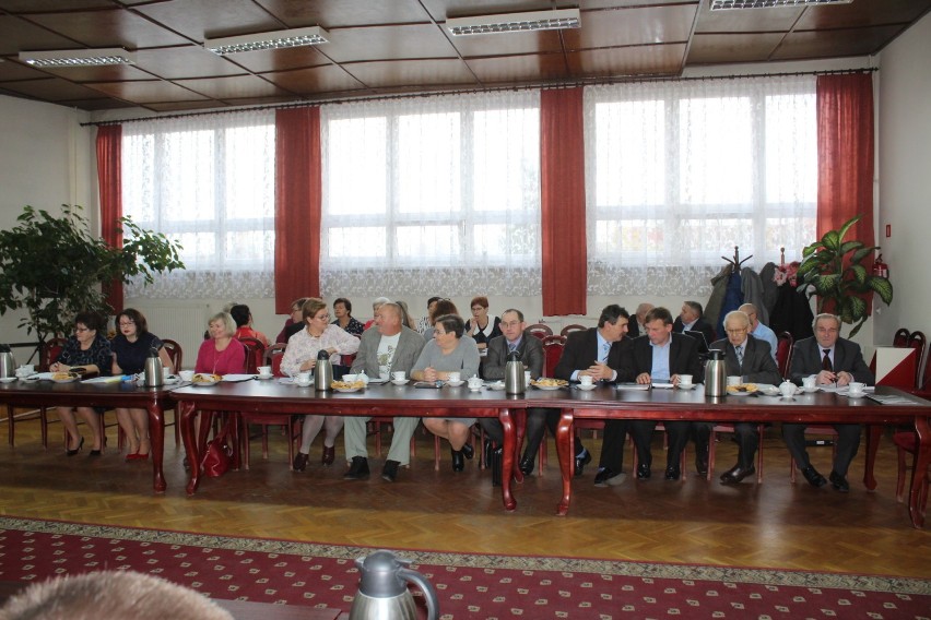 Uroczysta sesja Rady Gminy Radziejów. Przewodniczący bez zmian [zdjęcia]