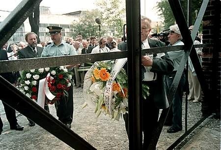 Obóz w Zgodzie to od wczoraj poświęcone Miejsce Pamięci Ofiar Hitleryzmu i Stalinizmu.