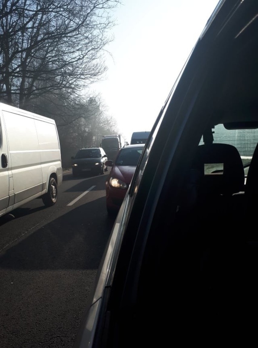 Wypadek na węźle Kijewo. Dwie osoby poszkodowane