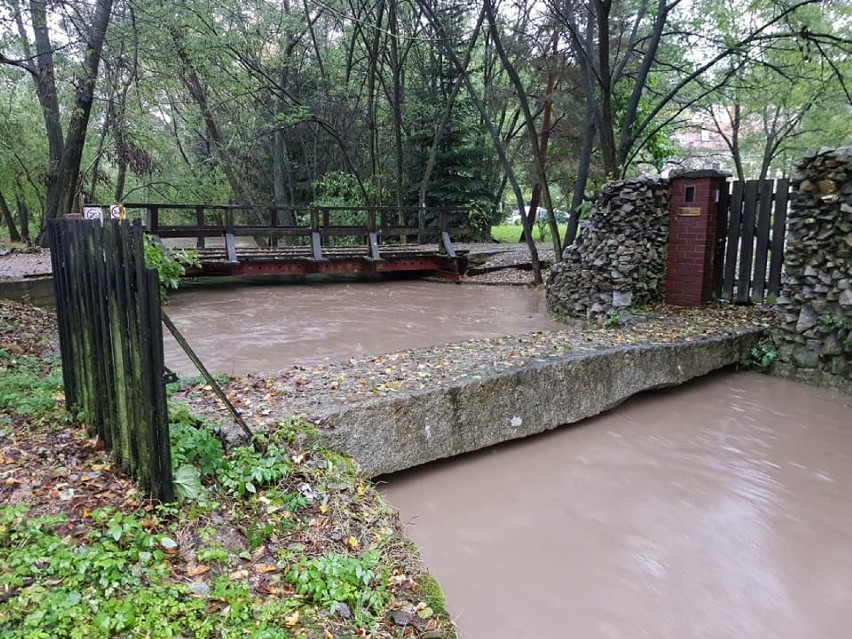 Alarm przeciwpowodziowy w gminach powiatu świdnickiego. Woda powoli opada! AKTUALIZACJA