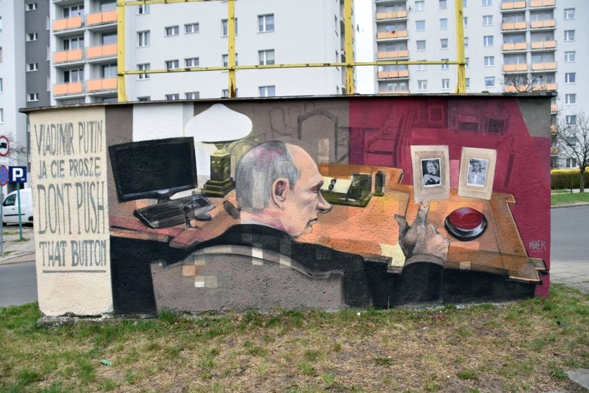 Przy ul. Lisiej w Zielonej Górze powstały antywojenne murale