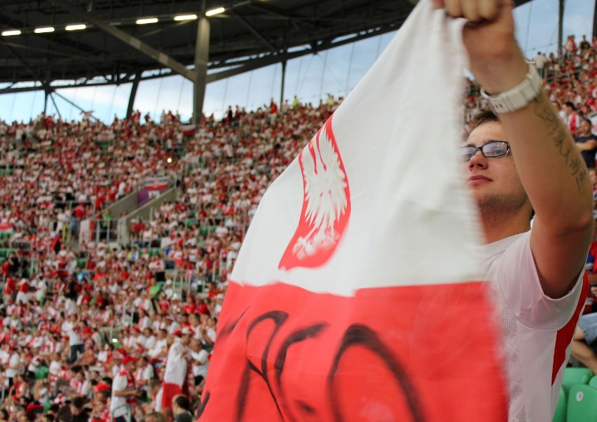 Zobacz zdjęcia kibiców z meczu Polska - Czechy we Wrocławiu.