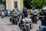 Harley Day w Białymstoku. Stalowe rumaki wypełniły dziedziniec Pałacu Branickich (zdjęcia)         