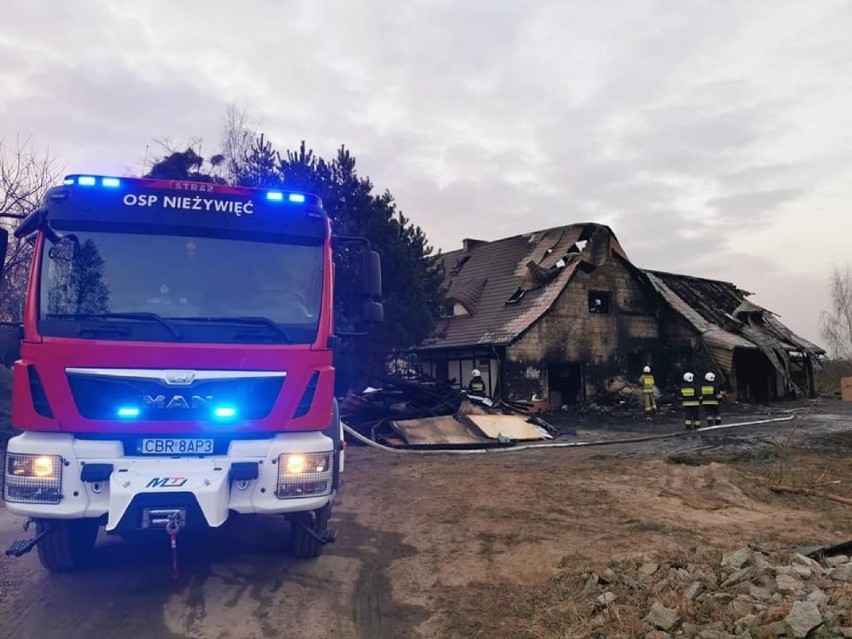 W nocy 19 marca doszczętnie spłonęła stolarnia w Mszanie w...