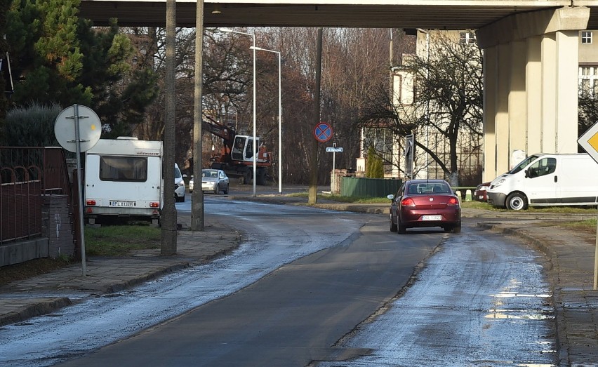 Leszno. Kasprowicza została otwarta po remoncie kanalizacji. Ruch w obu kierunkach [ZDJĘCIA]