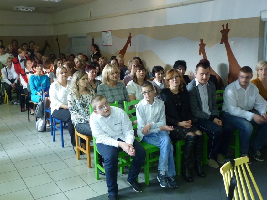 Dzień Nauczyciela w SOSW w Radomsku. Biedronki Dobroczynności wręczone [ZDJĘCIA]