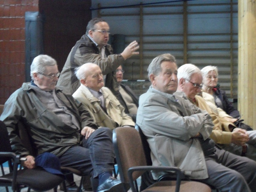 Kopalnia piasku Jaworzno: grupa mieszkańców protestuje [ZDJĘCIA]