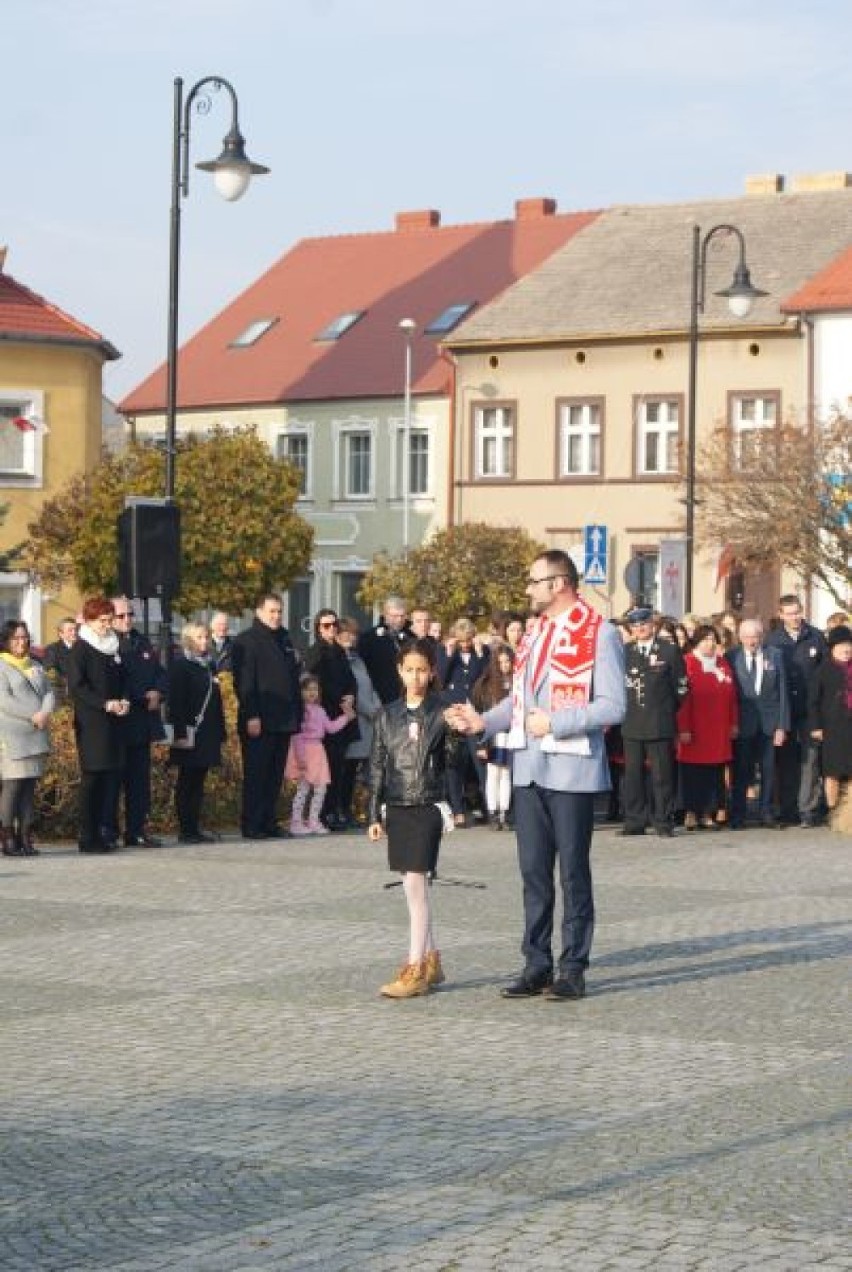 W Dolsku odtańczyli Poloneza na 100 - lecie niepodległości