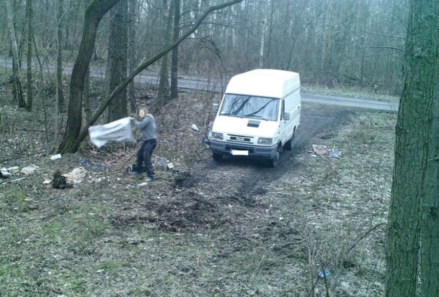 Nagrania z fotopułapek w Szopienicach i Załęskiej Hałdzie