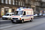 Przemków: Tragedia na drodze. Zginęła jedna osoba, pięć innych w szpitalu