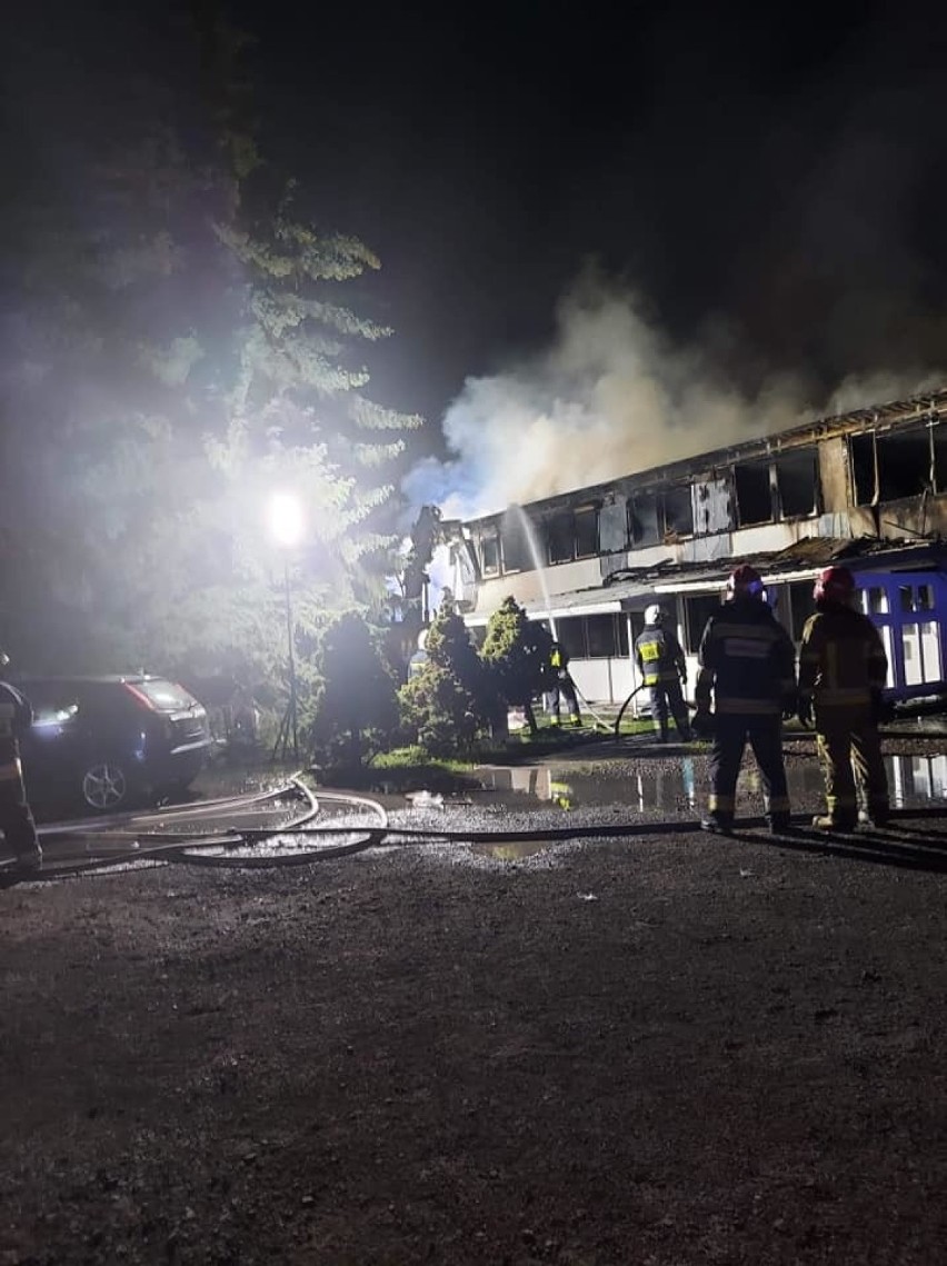 42-latek z Chrzanowa podejrzany o podpalenie hotelu robotniczego z Ukraińcami. Znamy motywy jego działania [ZDJĘCIA]