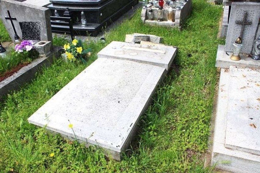 Tarnów. Zdewastował groby na cmentarzu w Mościcach bo…  był pijany i stracił nad sobą kontrolę