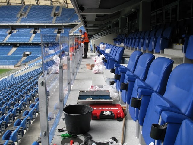 stadion w Poznaniu, trybuny stadionu w Poznaniu