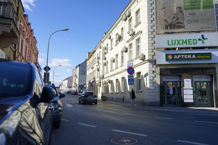 Minigaleria zamiast bazarku przy Jabłońskiego? Być może, ale...