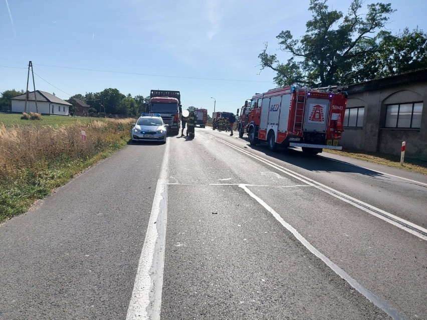 Wypadek na DK 74 w Walichnowach. 49-latka zabrana przez LPR