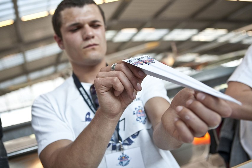 Red Bull Paper Wings w Gliwicach. Zawody w lataniu papierowych samolotów czekają