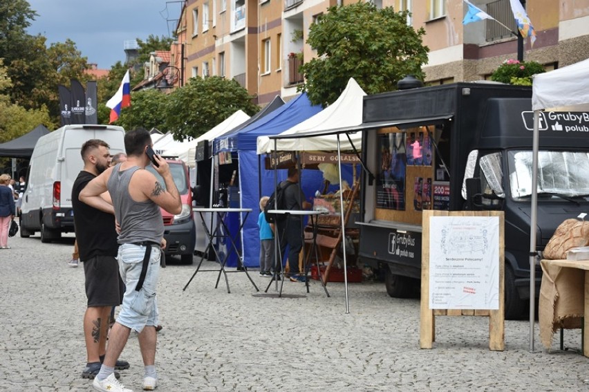 Legnicki Lotny Festiwal Piwa, są też food trucki z jedzeniem [ZDJĘCIA]  