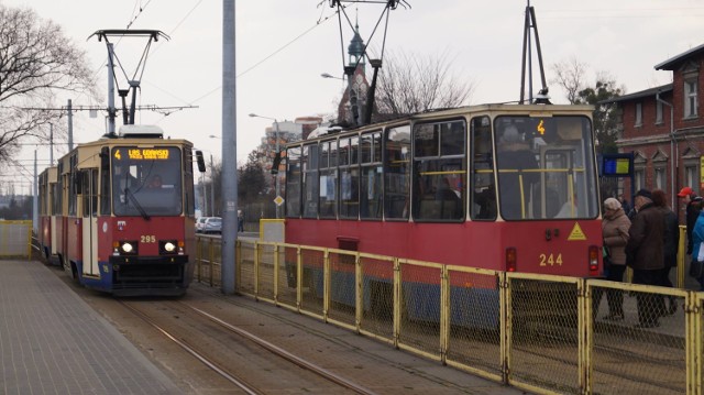 Od 23 do 30 grudnia komunikacja miejska w dni powszednie będzie kursowała według wakacyjnych rozkładów jazdy.