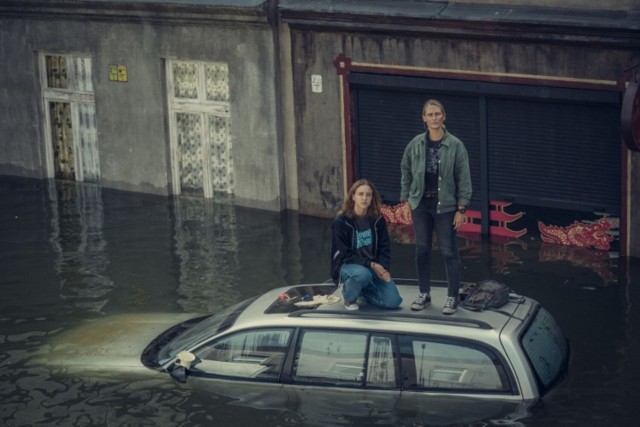 "Wielka Woda" jest serialem katastroficznym, który zainspirowany jest powodzią z 1997 roku. 
