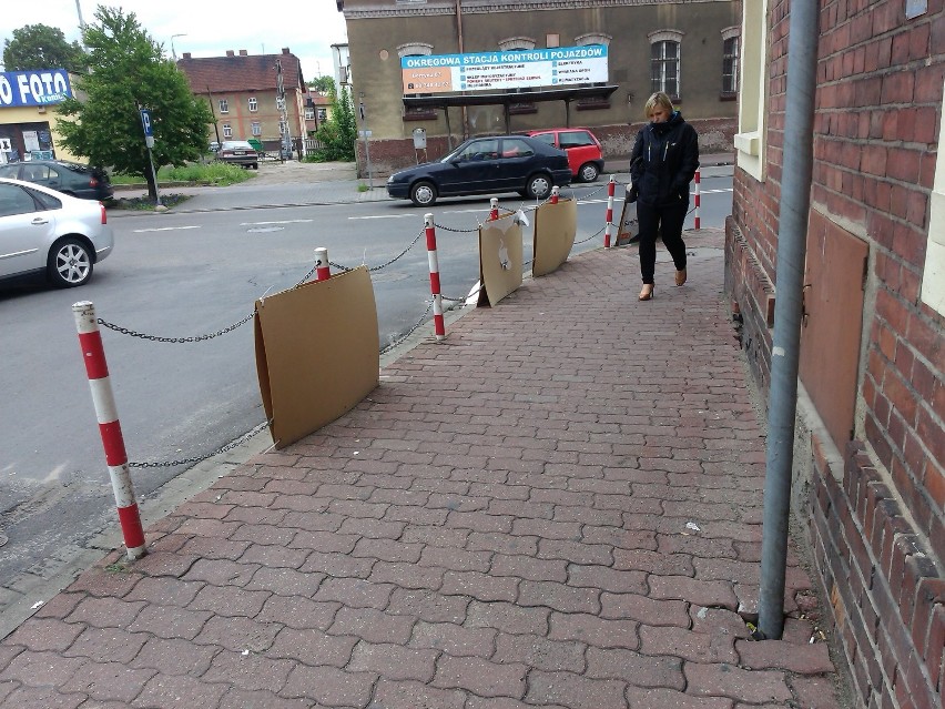 Wolsztyńskie ulice zaśmiecone plakatami wyborczymi [ZDJĘCIA]