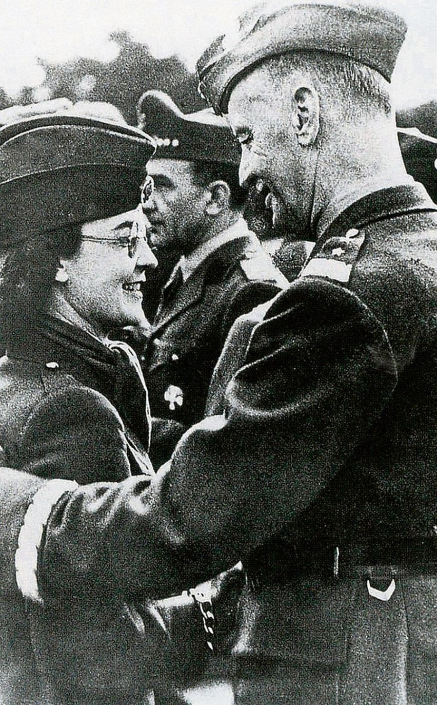 Rok 1943. Sikorski i córka Zofia Leśniowska