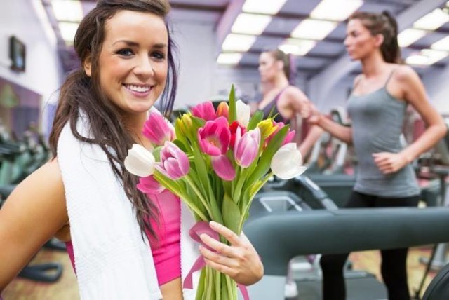 Na Dzień Kobiet zaprasza także Fanti Fitness przy ul. Legionów. Specjalny plan zajęć prowadzony przez panów. Przez cały dzień każda Pani, która przyjdzie na trening będzie mogła wylosować dla siebie nagrodę.  
ł