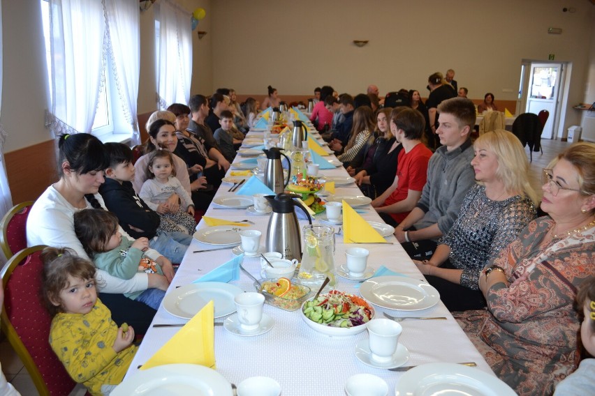 Spotkanie integracyjne polskich i ukraińskich rodzin w Tomicach
